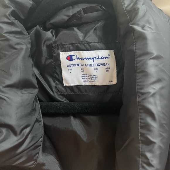 Champion puffer vest - Picture 3 of 4